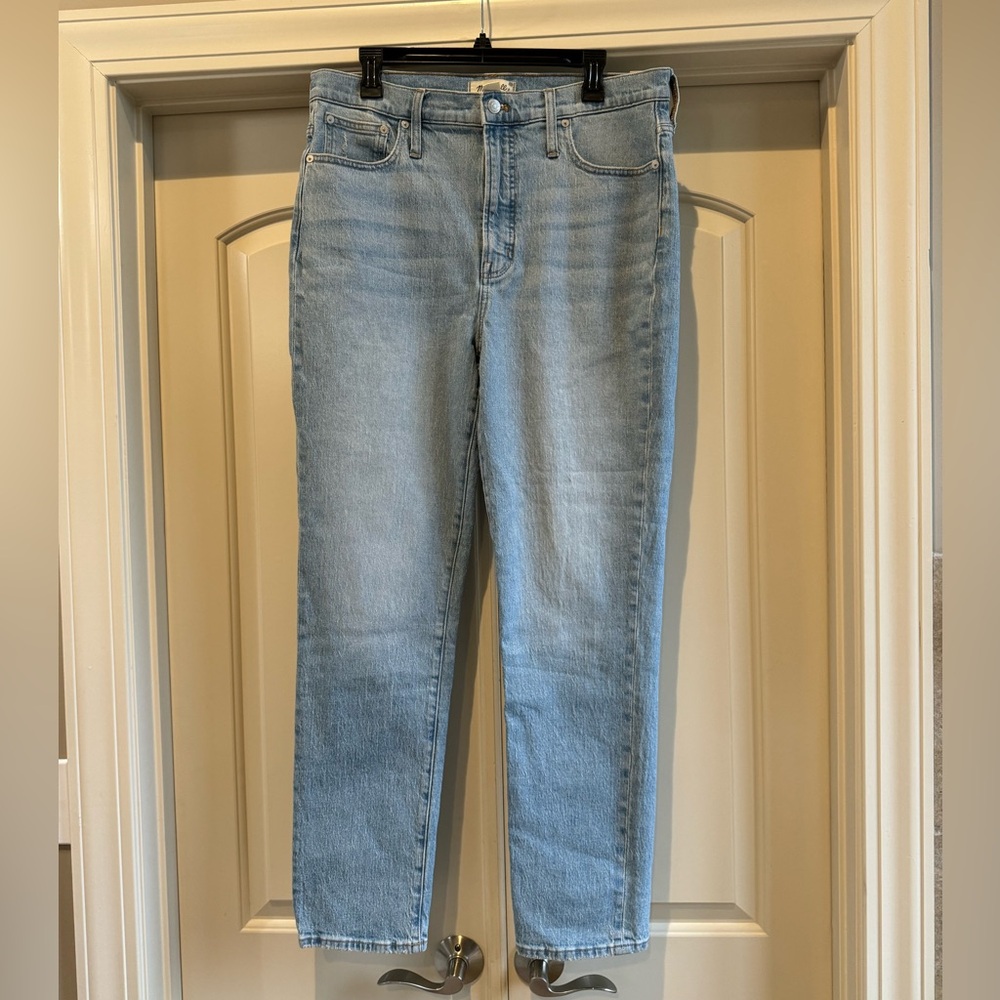 Classic Light Blue Women's Jeans
